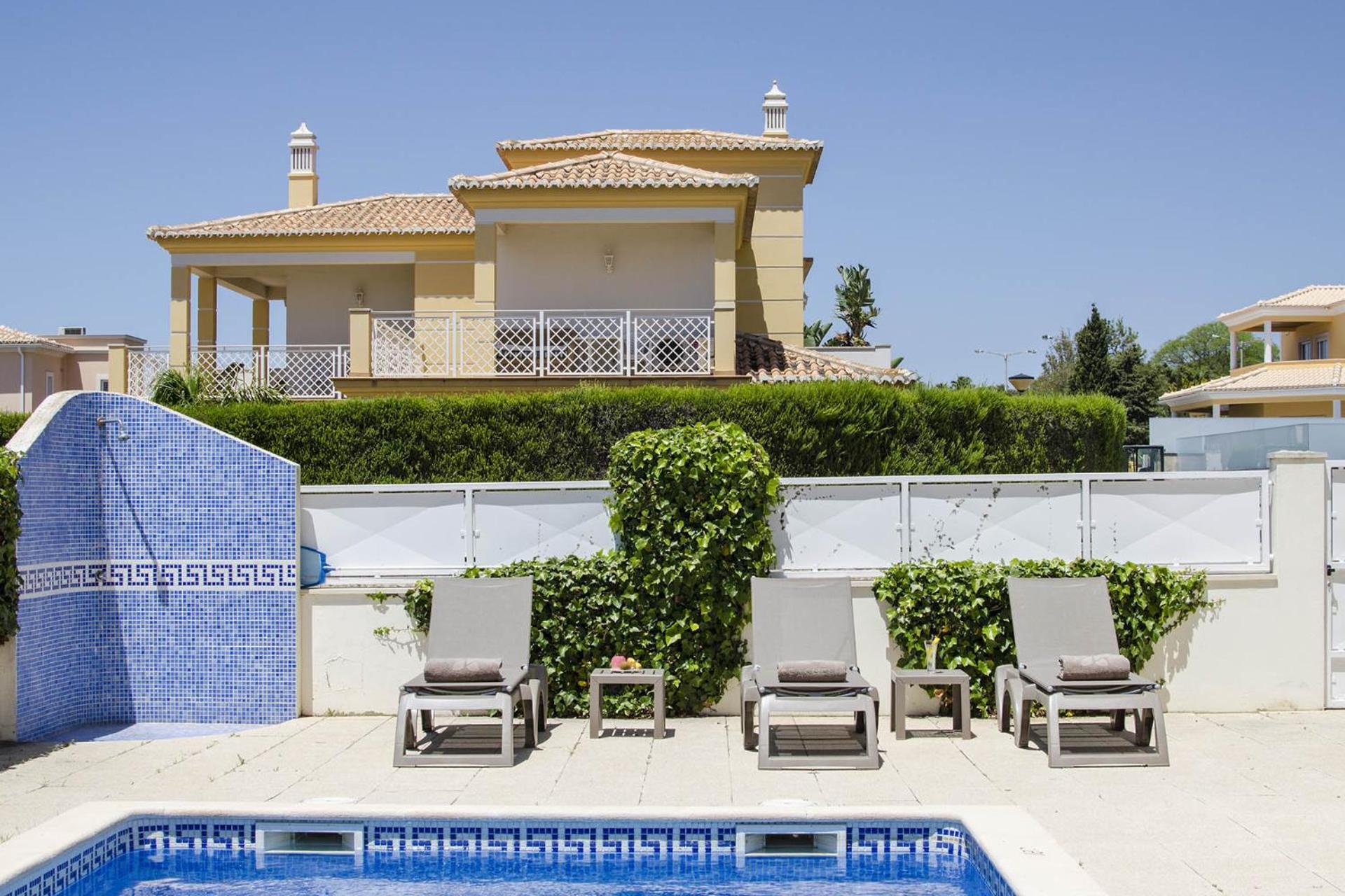Villa Maresia Patroves Exteriör bild
